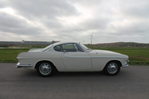 Volvo P1800